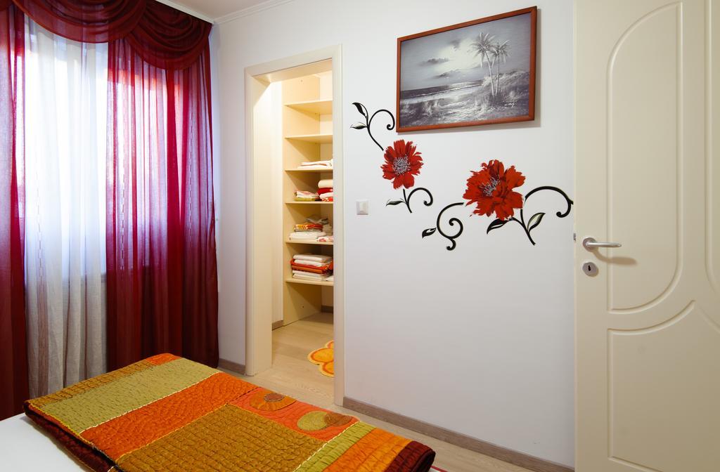 Avama View Apartments Podstrana Ngoại thất bức ảnh