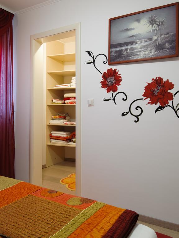 Avama View Apartments Podstrana Ngoại thất bức ảnh